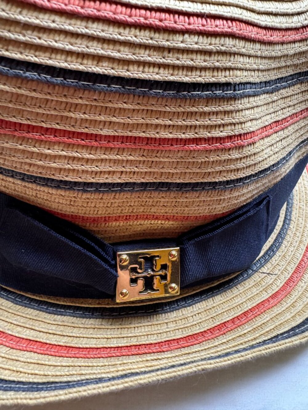 Tory Burch Straw Fedora Hat Navy Coral Stripe Gold Logo - Picture 4 of 6